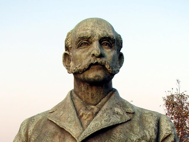 Often described as 'the Scot who shaped Japan', Fraserburgh-born industrialist Thomas Blake Glover set up a shipbuilding firm that would go on to become the Mitsubishi company.
