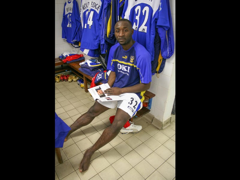 Lomana LuaLua relaxes before kick-off.  Picture: Habibur Rahman