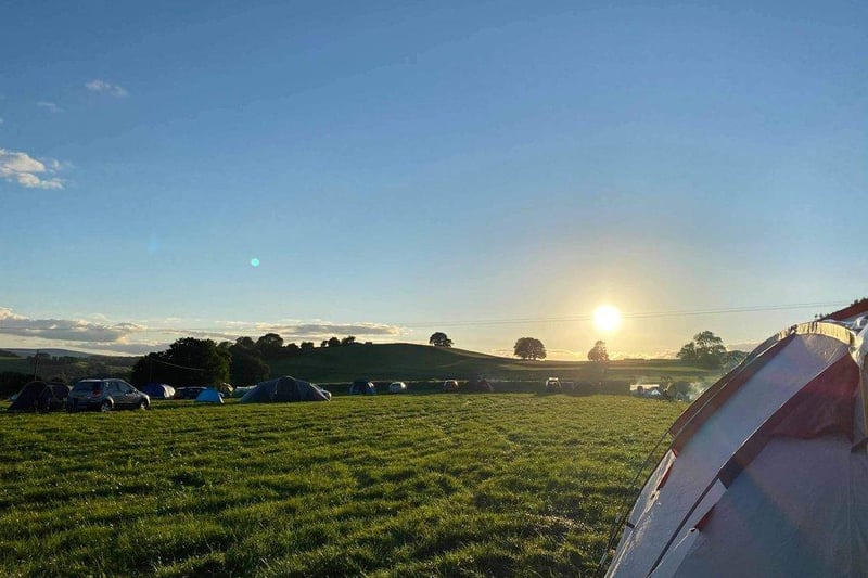 This back to basics campsite offers grass pitches for tents and campervans, as well as a two-bedroom bunkhouse in Millers Dale. Facilities include a farm shop, fire pit hire, toilet block, showers and drying room. Cycle hire and cycling routes, golf and indoor pool and several pubs are within a three-mile radius. To book go to https://www.pitchup.com/campsites/England/Central/Derbyshire/Buxton/beltonville_farm/