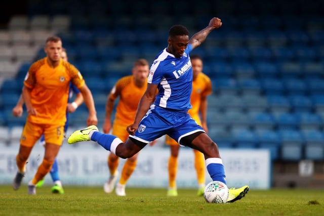 Gillingham boss Steve Evans is hopeful of persuading striker Brandon Hanlan to sign a new deal. The 23-year-old is training with the club while he mulls over an improved contract offer. (Kent Online)
