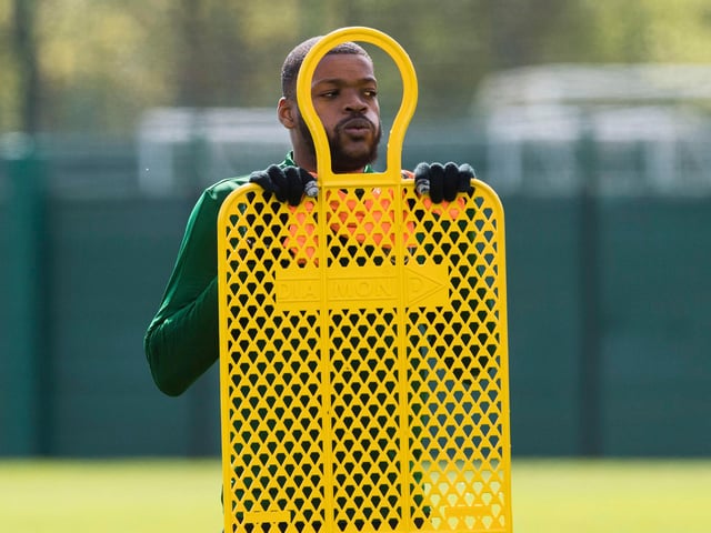 West Brom have submitted an offer for Celtic ace Olivier Ntcham. The Frenchman has said to be interesting Southampton, Lyon and Marseille. The Baggies have reportedly put a loan-to-buy deal in front of the Scottish champions. (Football Insider)
