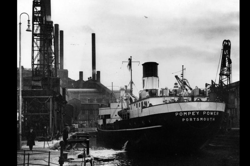 Collier Pompey Power arriving at her unloading dock opposite the power station. Picture: Barry Cox collection