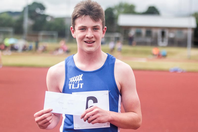 TLJT's Charlie Robbie did the double at Tweedbank on Saturday, winning the youths' 400m and 800m races (Pic: Bill McBurnie)