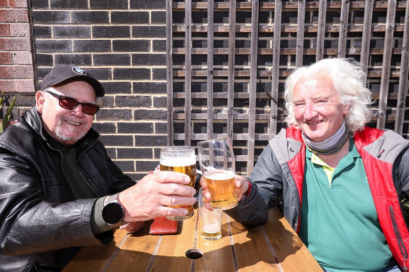 Ray Alford, left, and Phil Lymath. Drinkers enjoy the sunshine at the Parchment Makers, HavantPicture: Chris Moorhouse (jpns 240421-16)