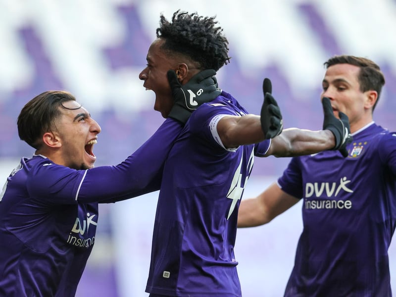 Arsenal have been tipped to escalate their efforts to secure a triple transfer swoop in the coming weeks, with Brighton's Ben White, Benfica's Nuno Tavares and Anderlecht's Albert Lokonga all being eyed. The three players could cost a combined total of around £75m. (Football.London)