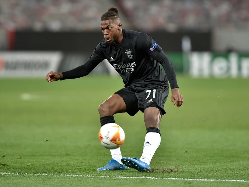 Newcastle United along with fellow Premier League strugglers Burnley are weighing up whether to sign Benfica’s 21-year-old left-back Nuno Tavares. A report claims Benfica have slapped a £25m price tag on the Portugal under-21 international, who has been a regular for As Águias this season. (O Jogo)
