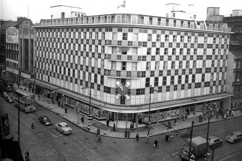 Boots new store on the corner of Argyle Street and Union Street in the 1960s.