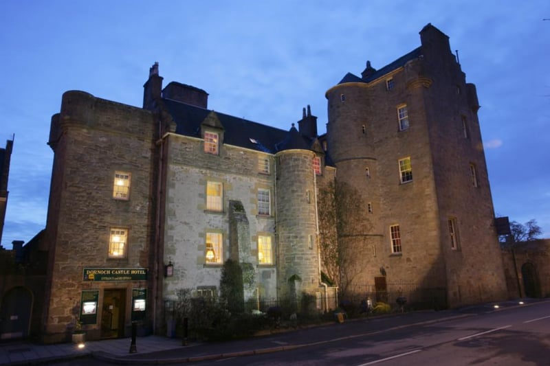 Located in Sutherland, Dornoch Castle Hotel is within easy reach of a number of leading whisky distilleries in the North Highlands, such as Balblair, Glenmorangie and Dalmore, and also has its own award-winning whisky bar.