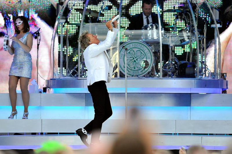 Rod Stewart on stage at Falkirk Stadium
(Pic: Michael Gillen)