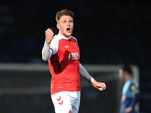 Portsmouth boss Kenny Jackett remains keen on Stoke City defender Harry Souttar, despite his future with the Championship side up in the air. (Portsmouth News)