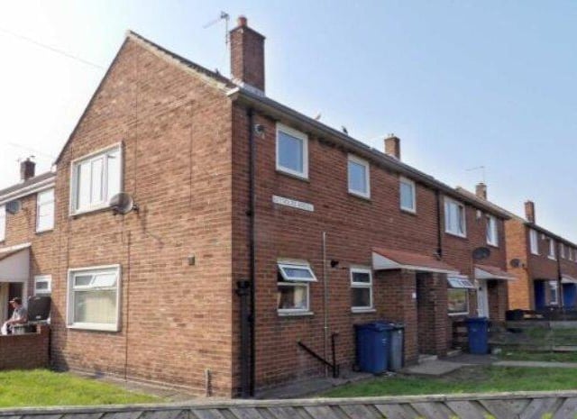 Currently tenanted on a Shorthold Tenancy Agreement at £395pcm, this one bedroom first floor apartment in Reynolds Avenue would make a great buy to let investment. Picture: Rightmove.