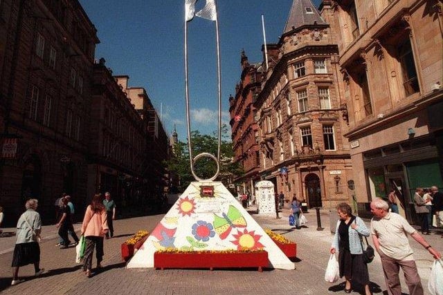 George Wylie’s sculpture the Big Safety Pin was unveiled in Buchanan Street in 1996. It was permanently moved to Rottenrow Gardens in 2004. 