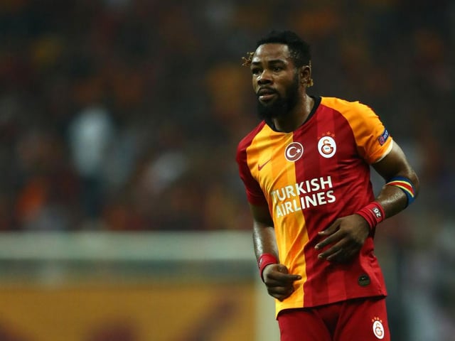 Everton have joined Aston Villa and Wolves in the race for Galatasaray defender Christian Luyindama. He could be available for £11m. (Voetbalkrant)