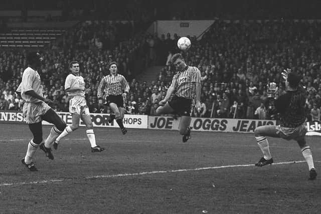 Jamie Hoyland heading the ball... Sheffield United v Crystal Palace, 28/12/I991