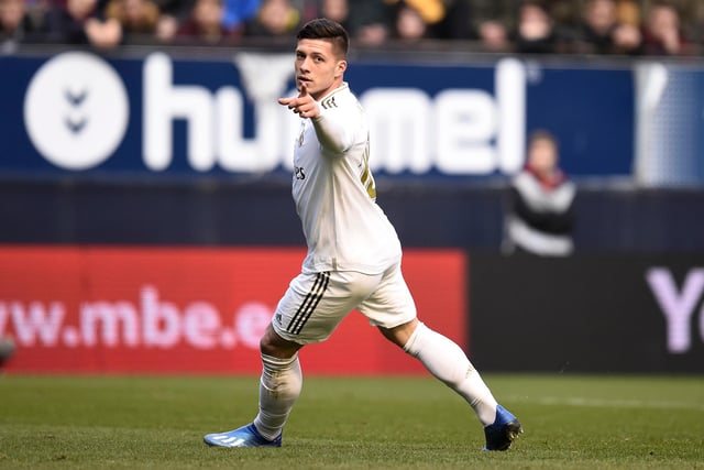 Real Madrid are prepared to sell £40m-rated Luka Jovic in the summer transfer window and Newcastle United are preparing to battle it out with five other Premier League clubs to sign the striker. (Express)