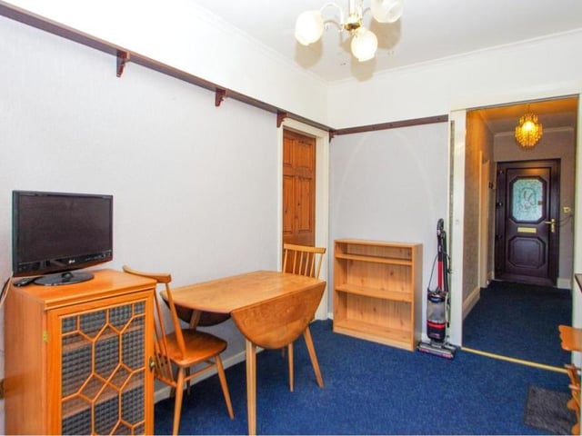The dining area from another angle. The photo also shows how well presented the bungalow is.