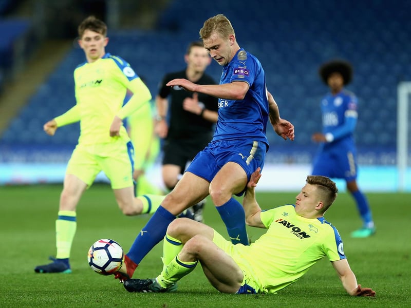 Sam hughes has rejoined Burton Albion on loan after spending the first half of last season with the League One club.