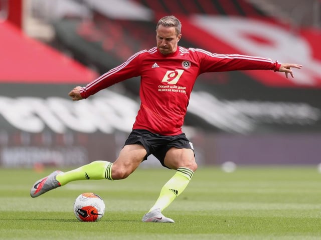 Sheffield United have offered 37-year-old defender Phil Jagielka a new one-year deal. (Football Insider)
