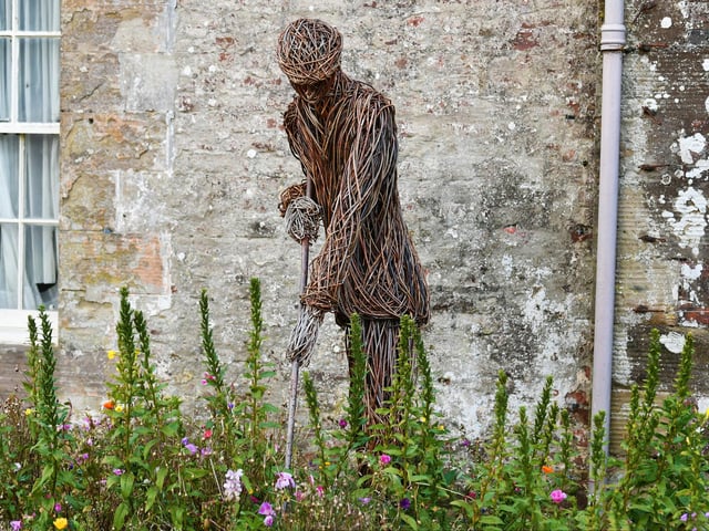 The walled garden at Culzean Castle is home to three new willow sculptures. The sculptures celebrate the garden as a productive space that generates a wide variety of fruit and vegetables, which are both sold and used in the café on the estate