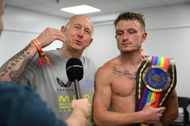 Dalton Smith with dad Grant  Picture By Matthew Pover Matchroom Boxing