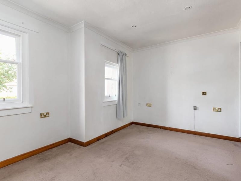 Annexe - bedroom.