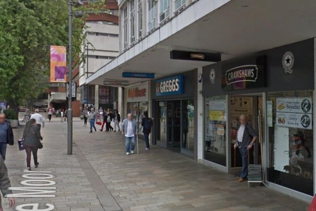 Greggs on 100 The Moor is rated 4.2 stars according to 186 reviews on Google.