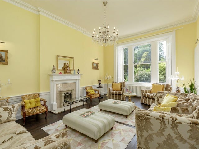 Drawing room.