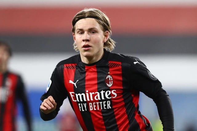 Leeds reportedly missed out on rising Norway star Jens Petter Hauge in the summer, who opted for AC Milan instead. (Calciomercato via HITC)