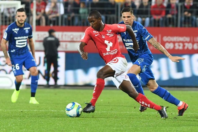 Arsenal and Sevilla have emerged as the frontrunners to sign Brest midfielder Ibrahima Diallo. He is reportedly interested in a move to the Emirates. (Daily Star)