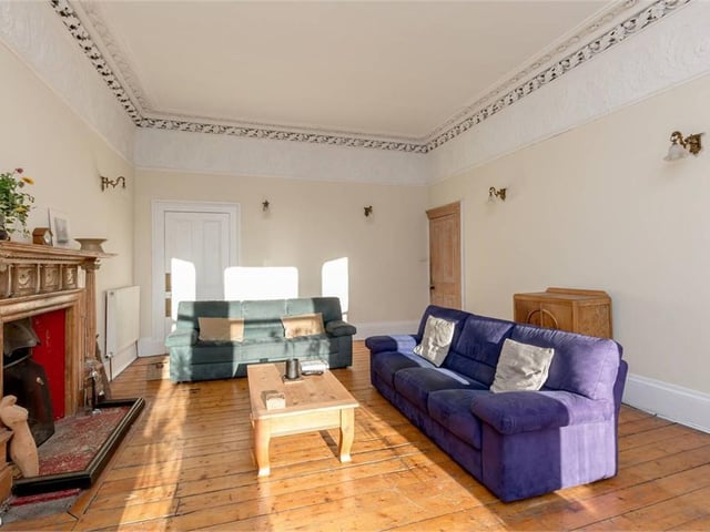Drawing room.