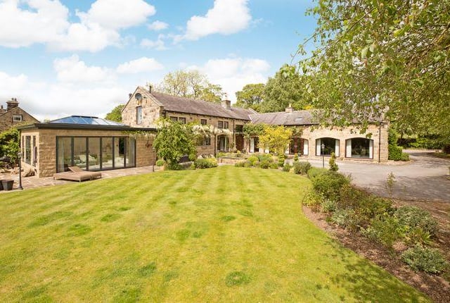 The Old Barn is a beautifully presented detached family home, which has recently undergone significant internal improvement