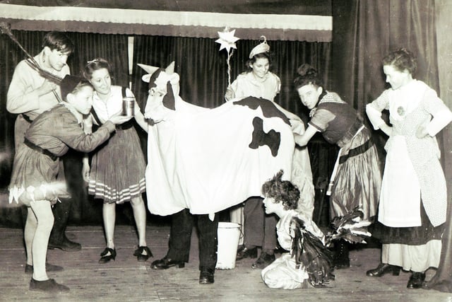 The war didn't stop the Maud Maxfield School's 1943 production of the pantomime Jack and the Beanstalk. Taking part are C Bell, Stella Smith, Ray Bollington, V Wingfield, John Glossop, M. Bramhall and D.Winston.  Roy Hardcastle and M Cassam were the cow!