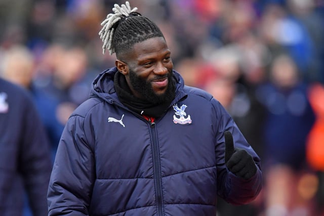 Ex-Wolves and Crystal Palace star Bakary Sako looks to be be close to completing a move to the second tier, with a currently unnamed Championship side set to snap him up this week. He was last on the books at Cypriot side Pafos. (The Sun)