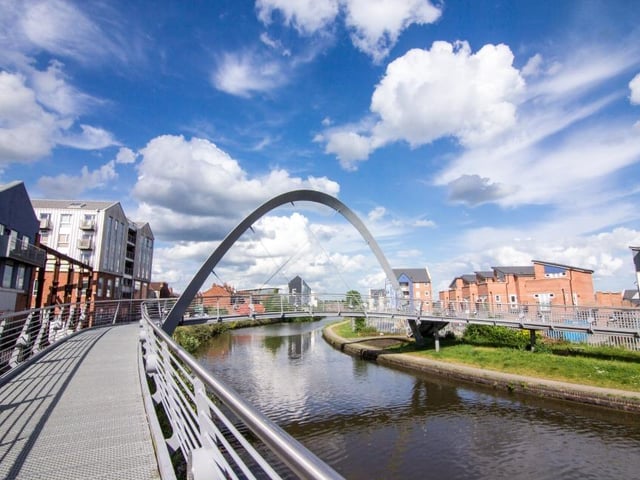 Average property price: £209,309. Average rent: £1,213. Monthly mortgage cost: £719. Monthly profit: £432.27.