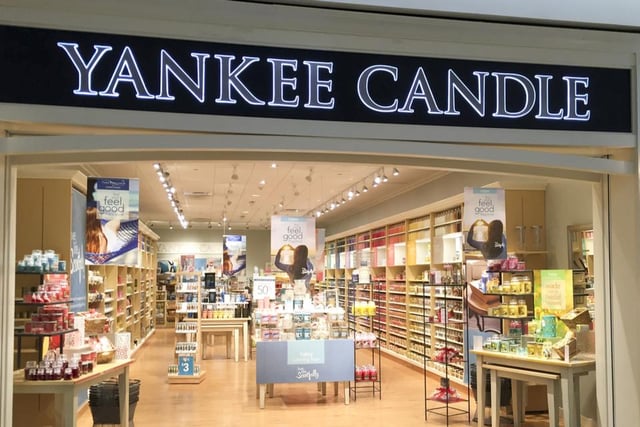 The Yankee Store in The Centre, Livingston, not far from Edinburgh, is looking for full and part-time Christmas Sales Advisors from now until January 2021. At least two seasons of retail experience is required. Apply via indeed.co.uk