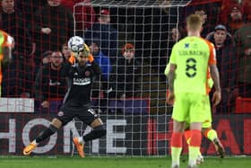 Wes Foderingham of Sheffield United makes a penalty save from Brennan Johnson of Nottingham Forest during the Sky Bet Championship match at Bramall Lane, Sheffield: Darren Staples / Sportimage