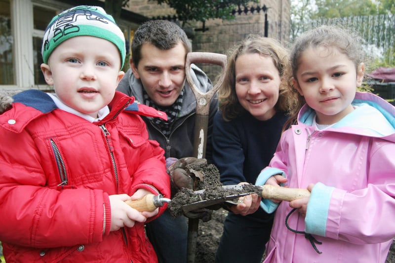 Highfield Hall nursery pupils Callum Robertson and Frankie Salt got digging with Post office worker Danny Hutchinson and Sheena Le Bas from Derbyshire Wildlife Trust in 2008