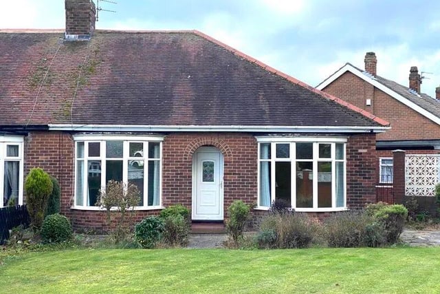 This two bed semi-detached bungalow is located on Melbourne Place and is on the market with Good life homes for £199,950. This property has had 421 views over the last 30 days.