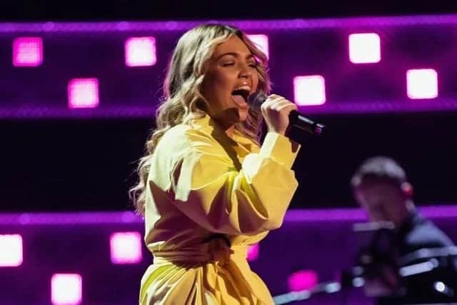 Sheffield singer-songwriter Chanel Yates will appear on The Voice UK tonight.