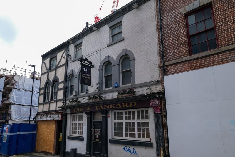 The  Sportsman ( latterly Tap and Tankard) on Cambridge Street.  Franck Poncet recalled: "The Sportsman on Cambridge Street. 1988. Great rock pub .Great friends.great landlords. Sass &  Buffy doing great rock DJ.."