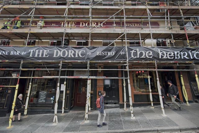 The Doric (15-16 Market Street, Edinburgh EH1 1DE), has a TripAdvisor rating of 4.5 from 1,616 reviews.