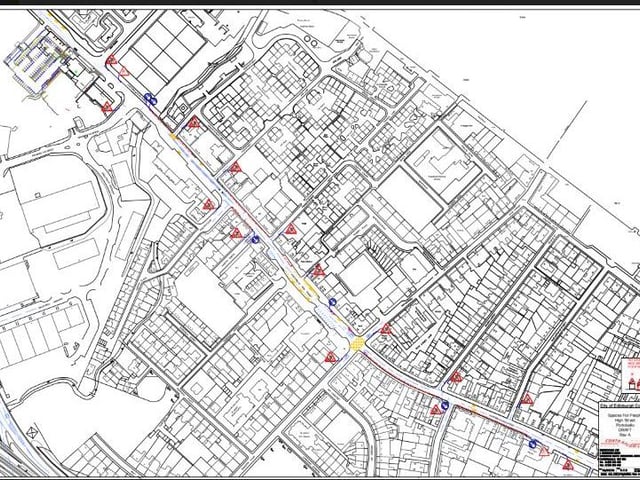 Widened footways on the north-east side between Fishwives’ Causeway and Beach Lane and retention of parking spaces outside the Town Hall. Off-peak parking available on the north east side of the High Street and east of Brighton Place to support local businesses. Significant widening of the south west footway from Brighton Place to Portobello surgery, including very narrow section outside numbers 225 - 251. All bus stops are retained.