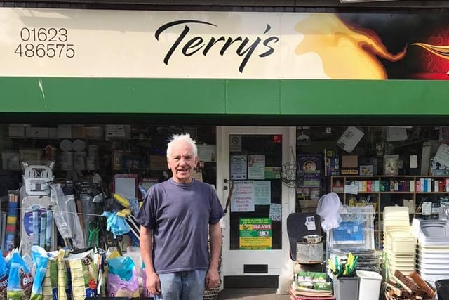 Terry's at Ladybrook have teamed up with Rawson's Bakery to offer home and baked goods to their elderly or vulnerable customers in the Mansfield area.