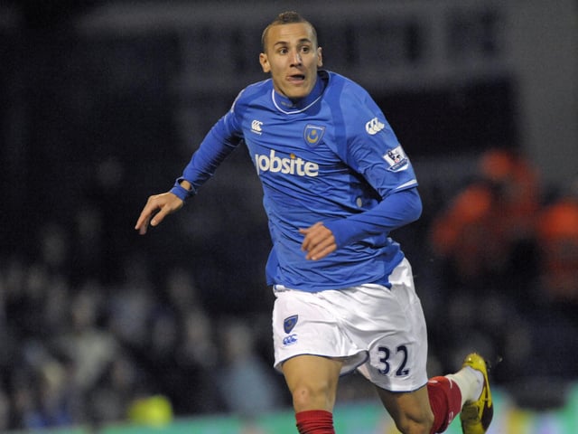 Joined Pompey on loan from Benfica for the 2009/10 season, scoring two goals in 23 appearances. Made 26 appearances for Algeria and last played for Belenenses in Portugal for two seasons, leaving in 2018.