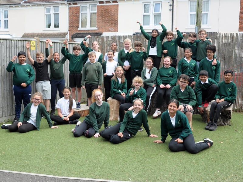 Year 6 Leavers 2021 Fernhurst Junior School Francis Ave Southsea 6K class FUN