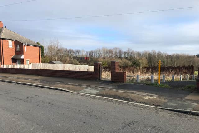The Council would have received £800,000 for the sale of the site, but Persimmon withdrew the application.