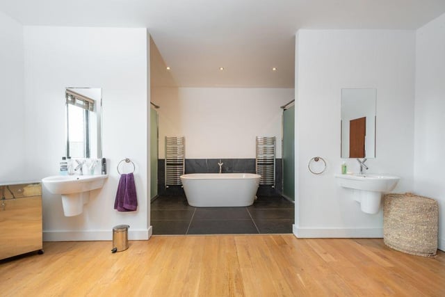 The en-suite is easily accessible from the bedroom space as there are no doors between the two.