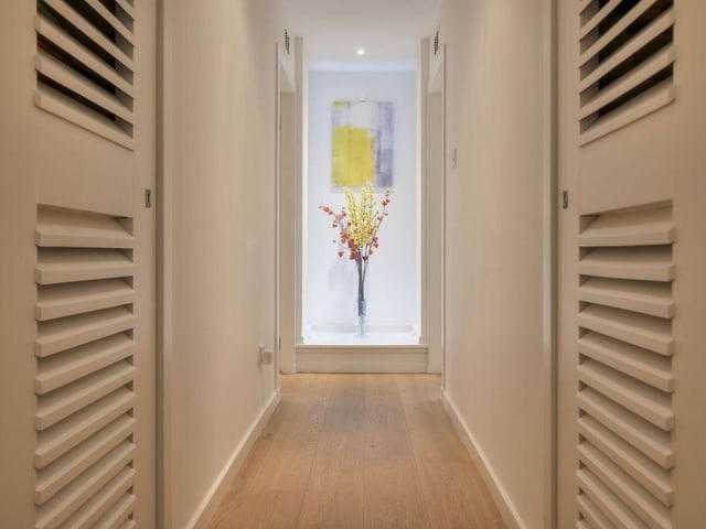 Corridor.