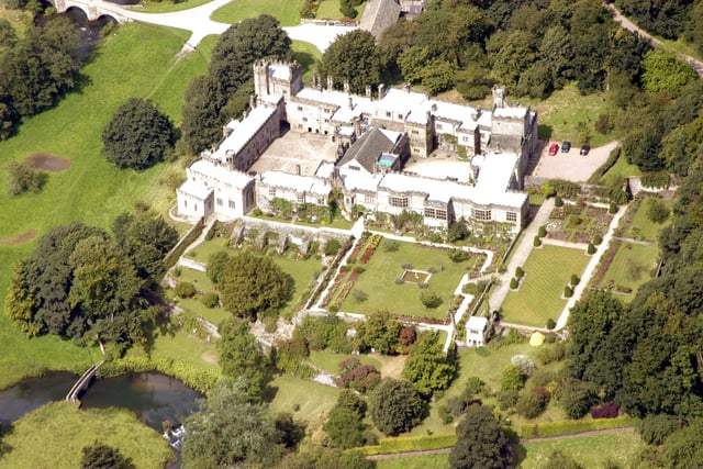 Haddon Hall from the air in 2007
