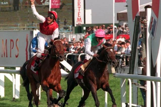 Franki Dettori on Shantou and Pat Eddery on Dashyantor at the 1996 St Leger Day.